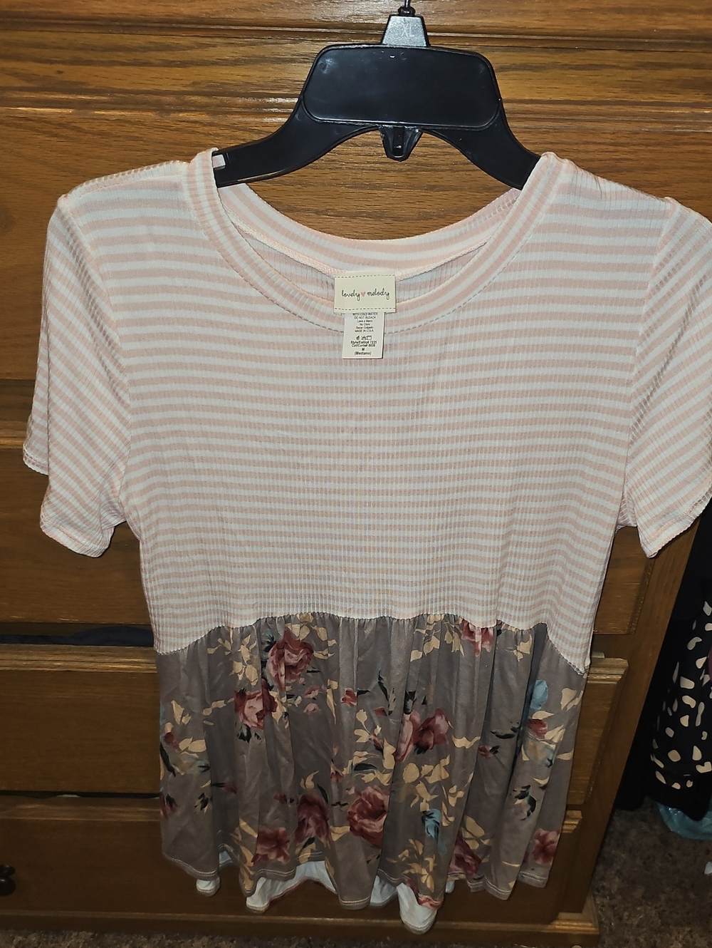 Lovely Melody Soft Peach & White Ribbed Tee